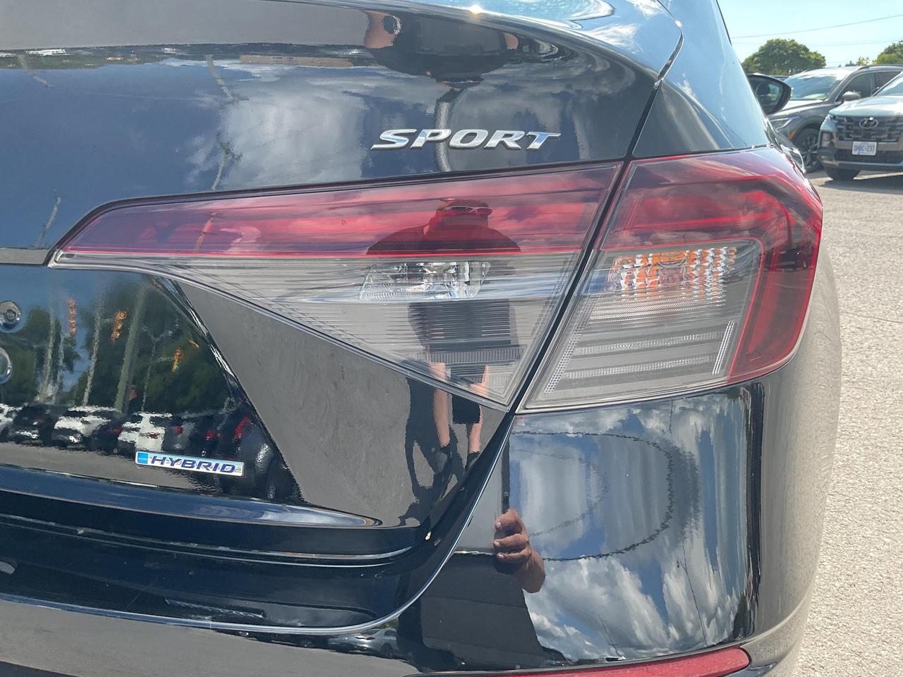 2025 Honda Civic Hybrid  Photo