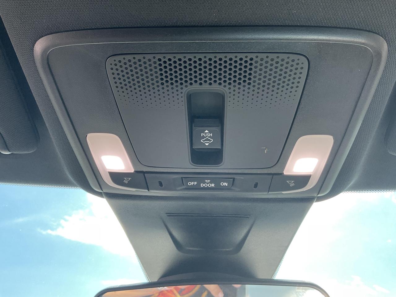 2025 Honda Civic Hybrid  Photo