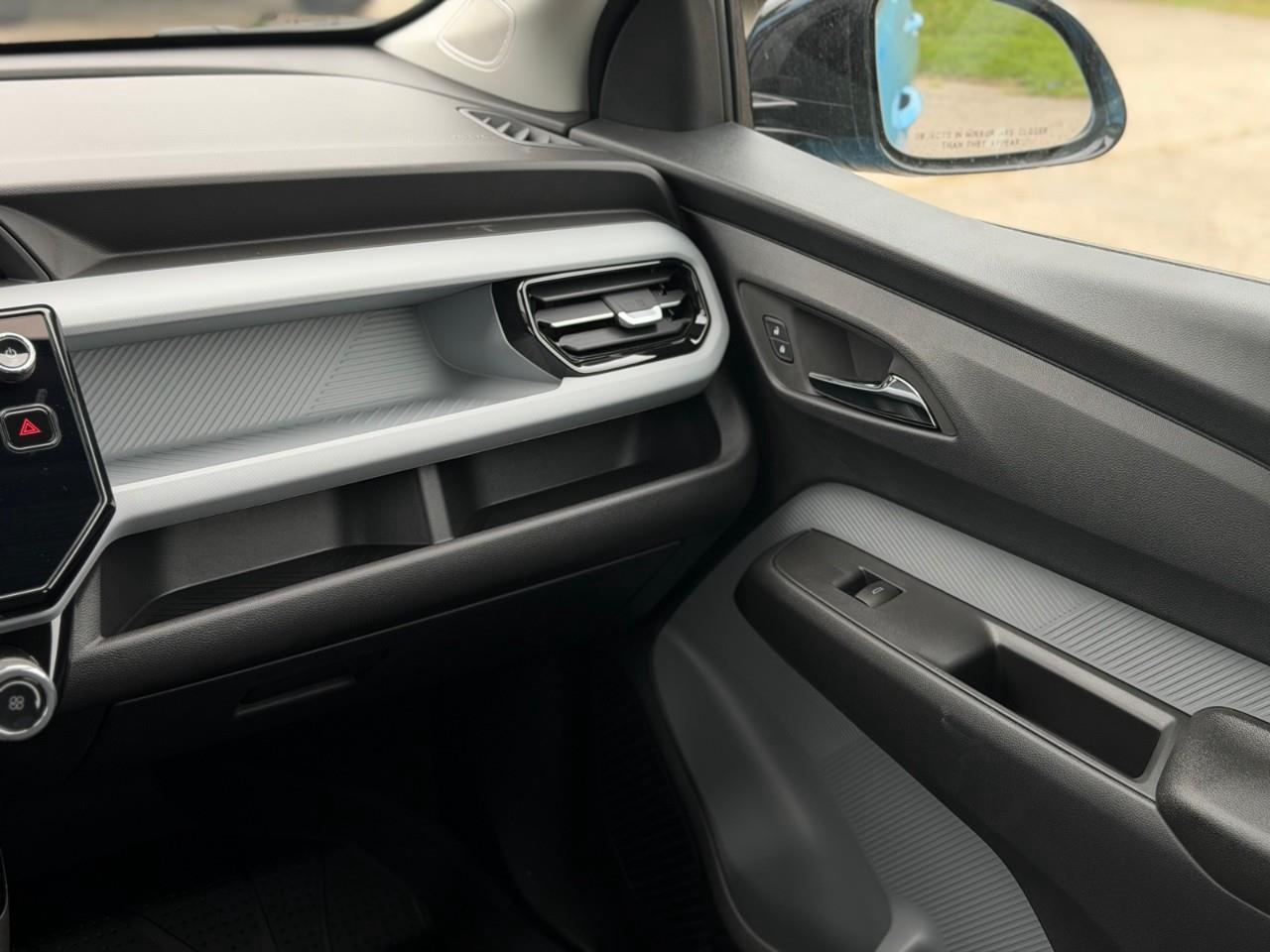 2027 Chevrolet Bolt LT 4dr Photo