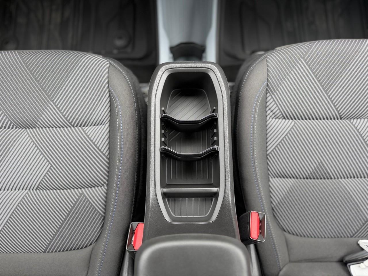 2027 Chevrolet Bolt LT 4dr Photo