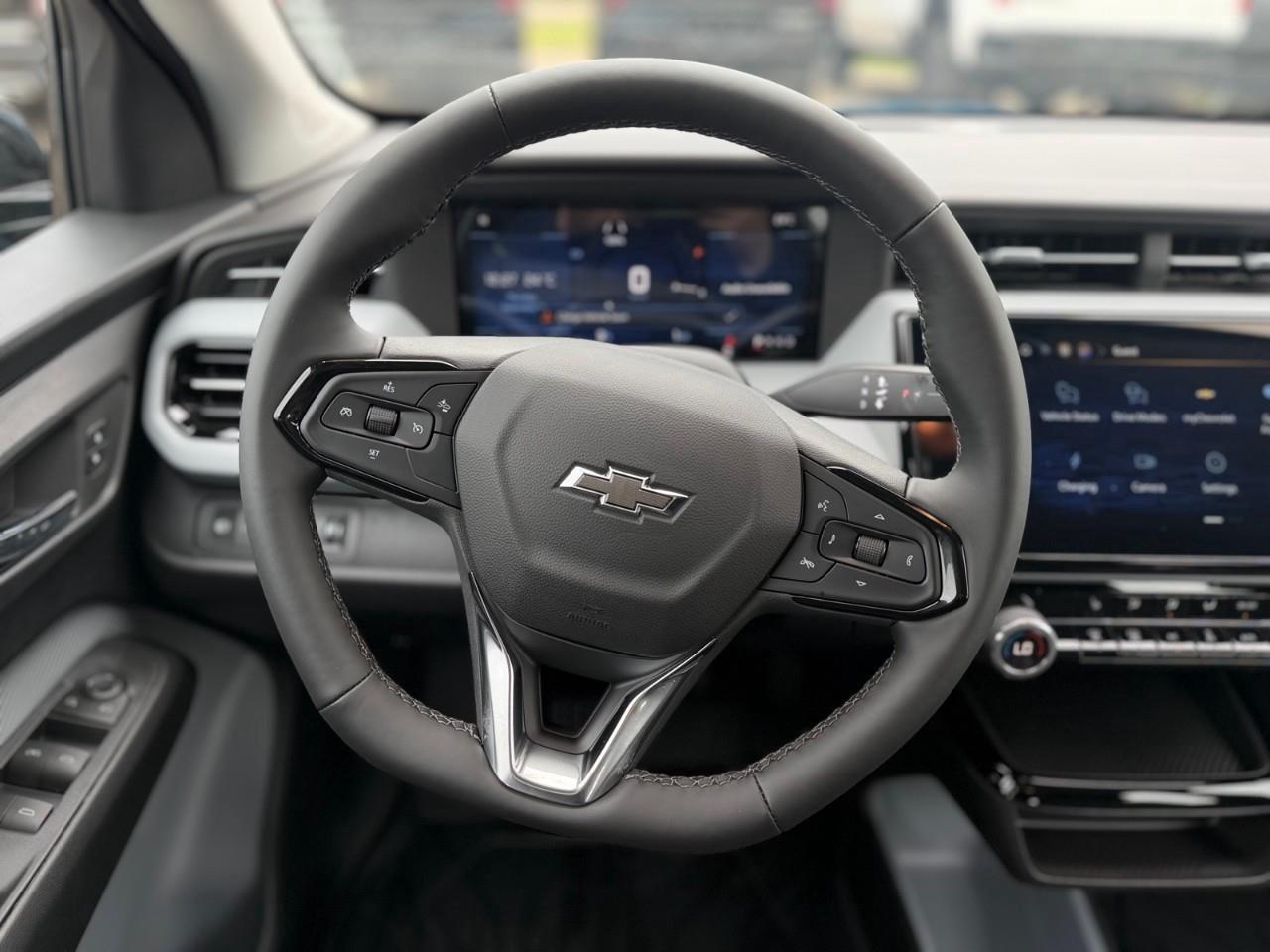 2027 Chevrolet Bolt LT 4dr Photo