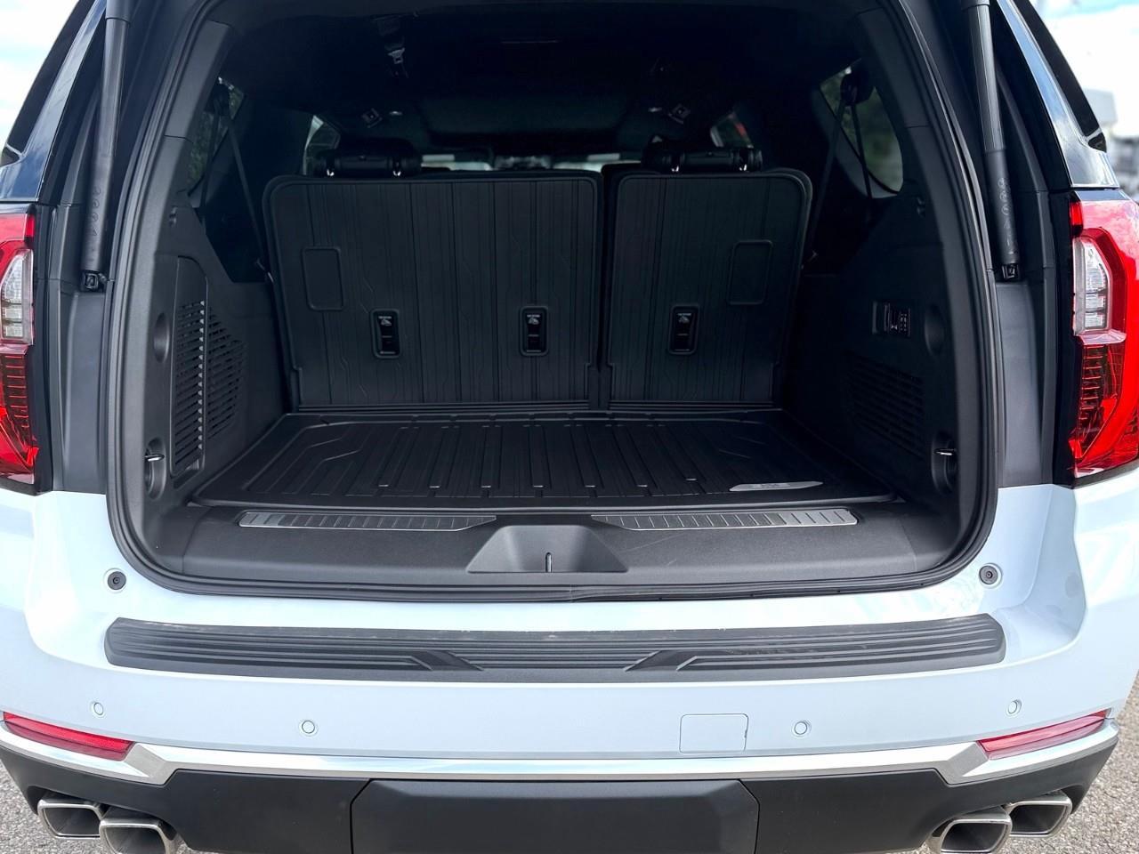 2026 GMC Yukon XL Denali 4dr 4x4 Photo