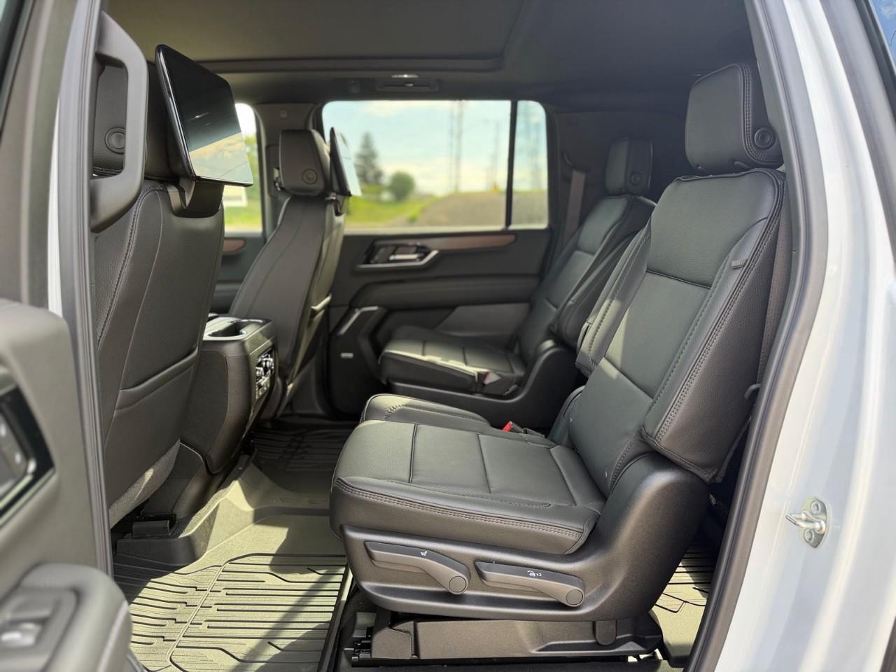 2026 GMC Yukon XL Denali 4dr 4x4 Photo