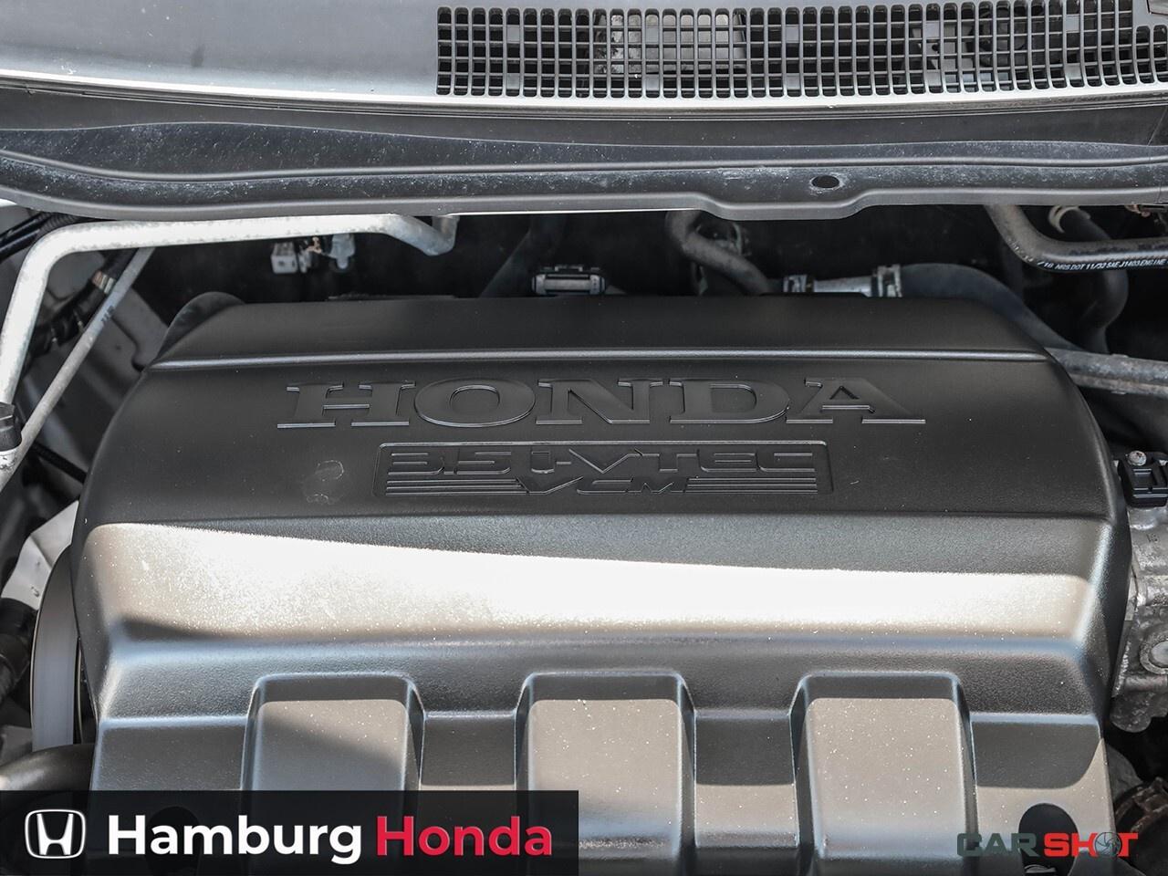 2016 Honda Odyssey w/Navigation Photo