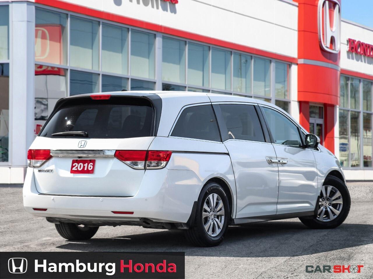 2016 Honda Odyssey w/Navigation Photo