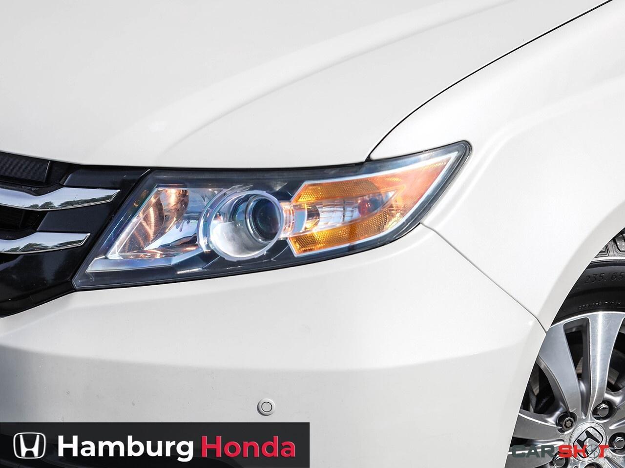 2016 Honda Odyssey w/Navigation Photo
