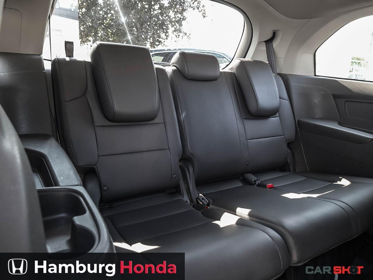 2016 Honda Odyssey w/Navigation Photo