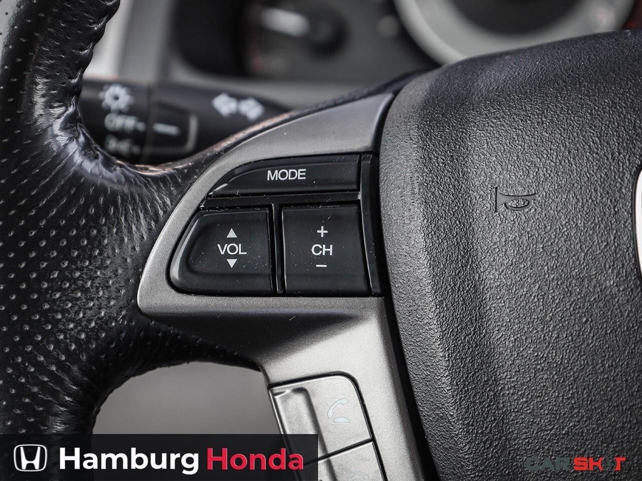 2016 Honda Odyssey w/Navigation Photo