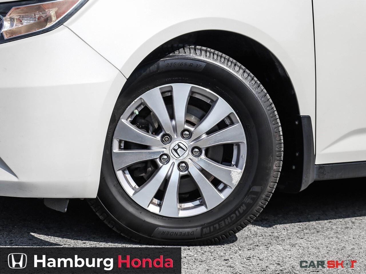 2016 Honda Odyssey w/Navigation Photo