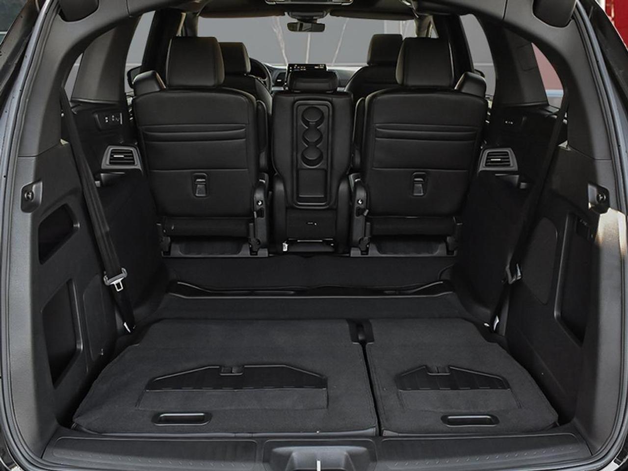 2026 Honda Odyssey Black Edition Passenger Van Photo