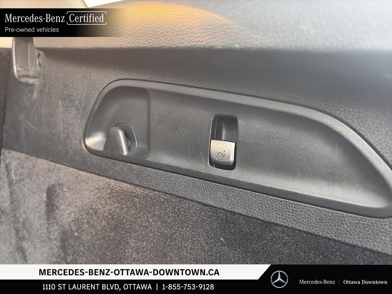 2021 Mercedes-Benz GLC300 4MATIC Coupe One Owner. Dealer Maintained. Warrant Photo