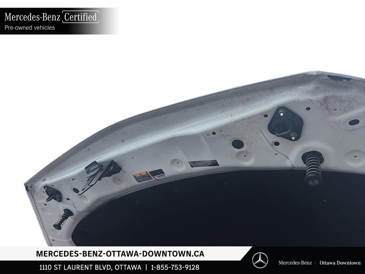 2021 Mercedes-Benz GLC300 4MATIC Coupe One Owner. Dealer Maintained. Warrant Photo