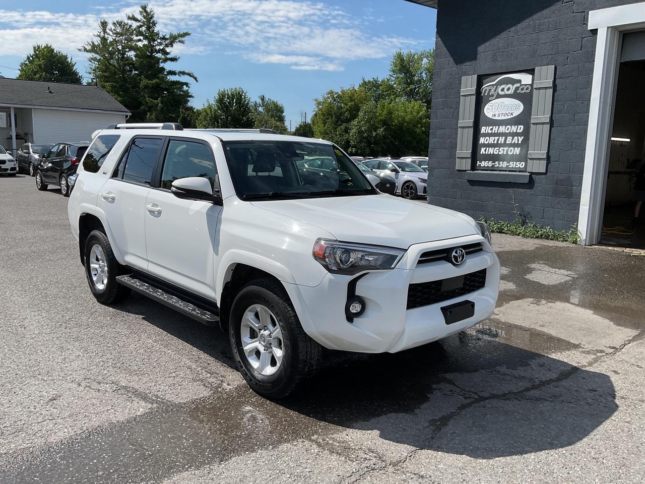 2024 Toyota 4Runner Base 4dr 4x4 Photo