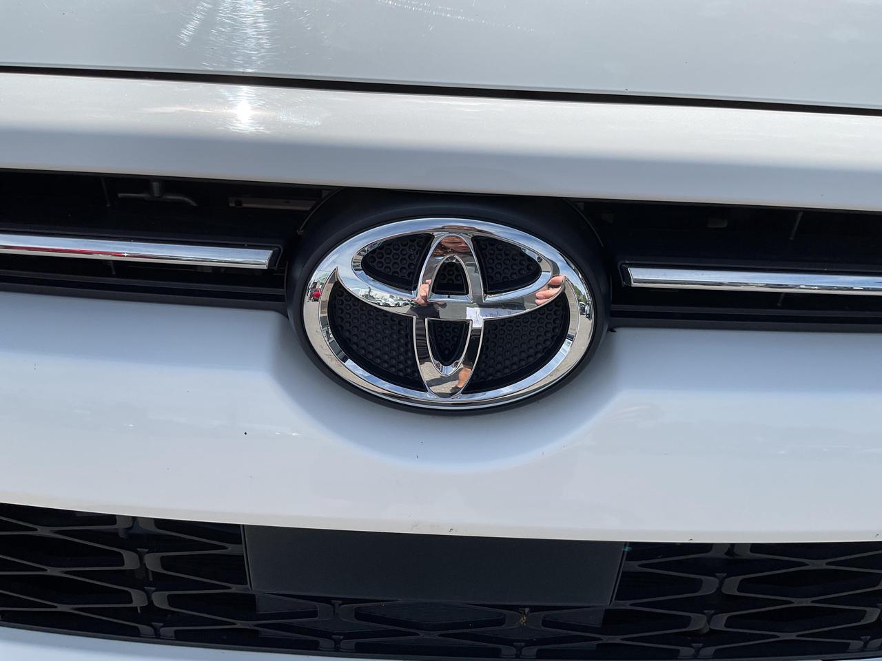 2024 Toyota 4Runner Base 4dr 4x4 Photo