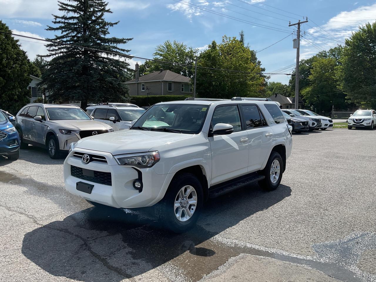 2024 Toyota 4Runner Base 4dr 4x4 Photo0