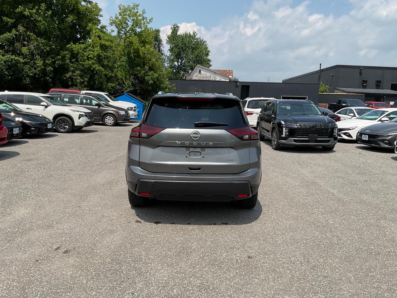 2025 Nissan Rogue  Photo