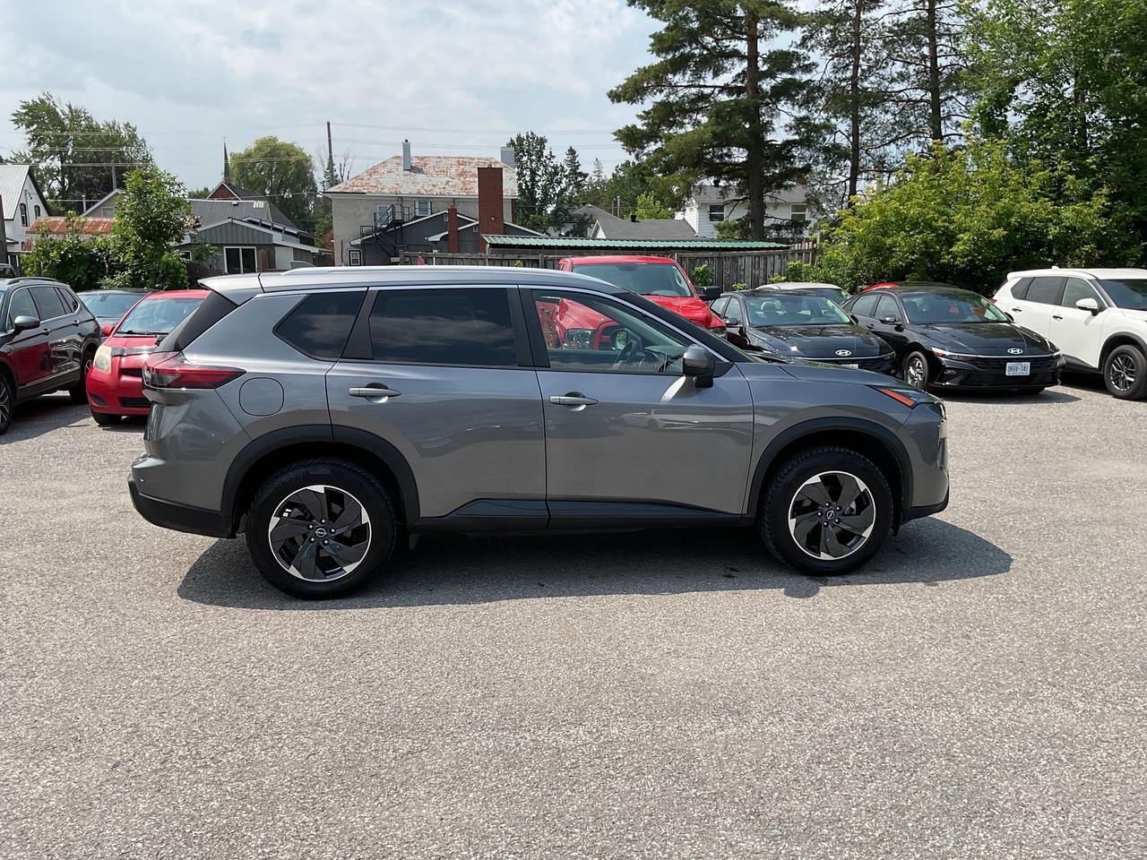 2025 Nissan Rogue  Photo