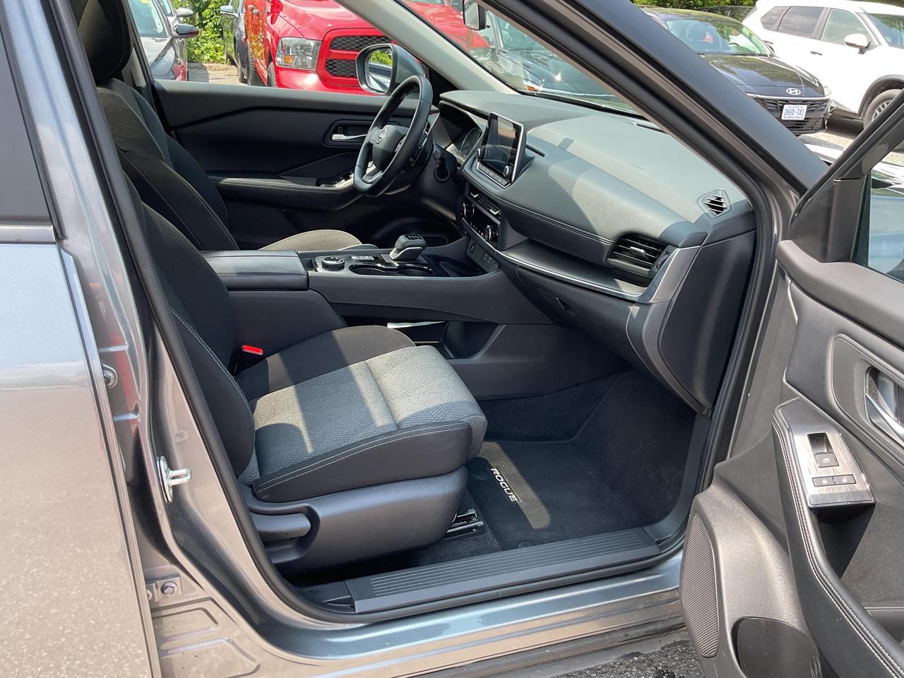 2025 Nissan Rogue  Photo