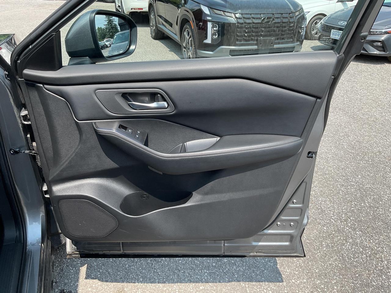 2025 Nissan Rogue  Photo