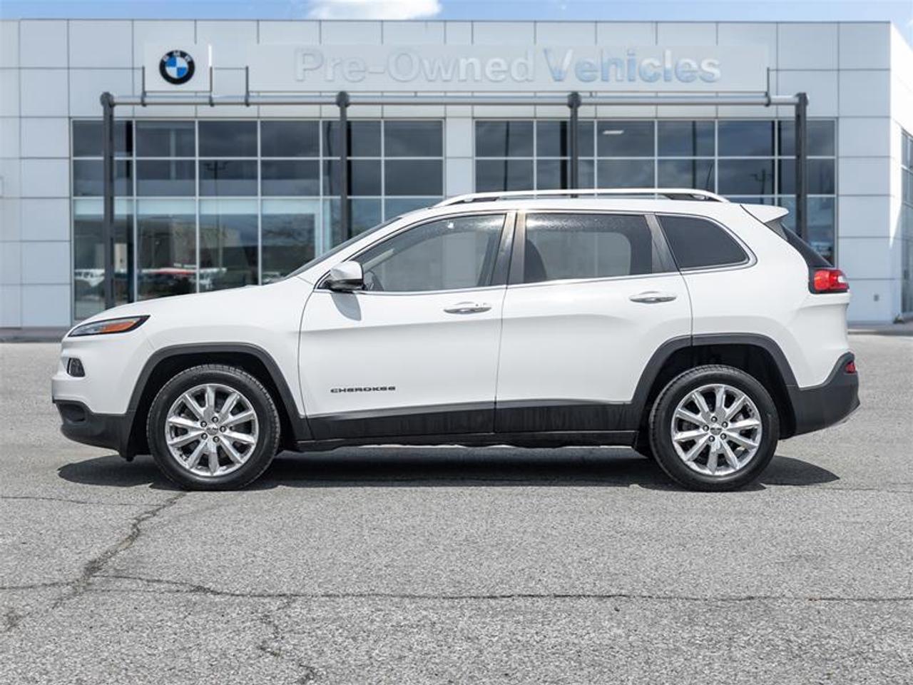 2016 Jeep Cherokee Limited 4dr Front-Wheel Drive Photo