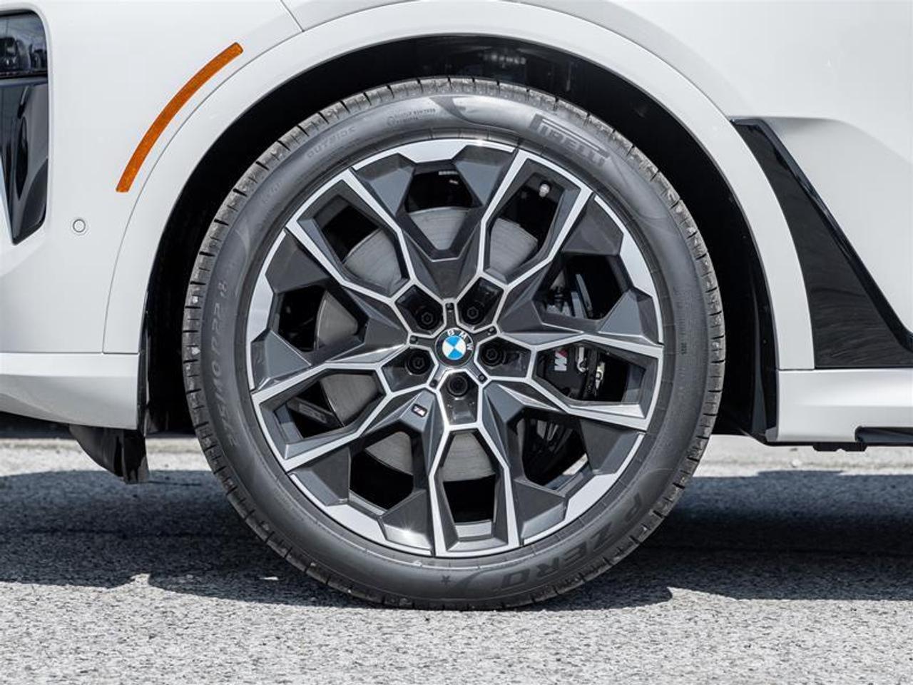 2027 BMW X7 xDrive40i 4dr All-Wheel Drive Sports Activity Vehicle Photo