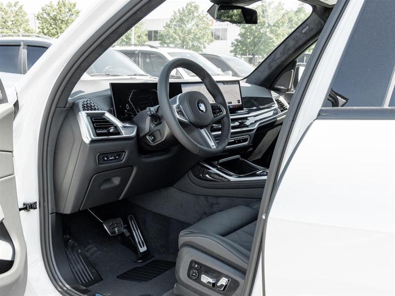2027 BMW X7 xDrive40i 4dr All-Wheel Drive Sports Activity Vehicle Photo