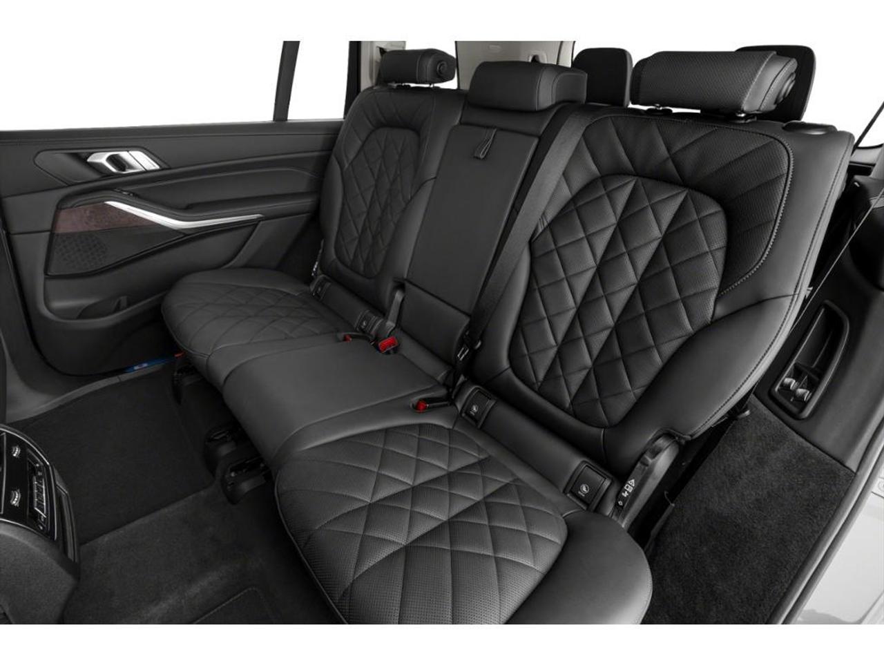 2027 BMW X7 xDrive40i 4dr All-Wheel Drive Sports Activity Vehicle Photo