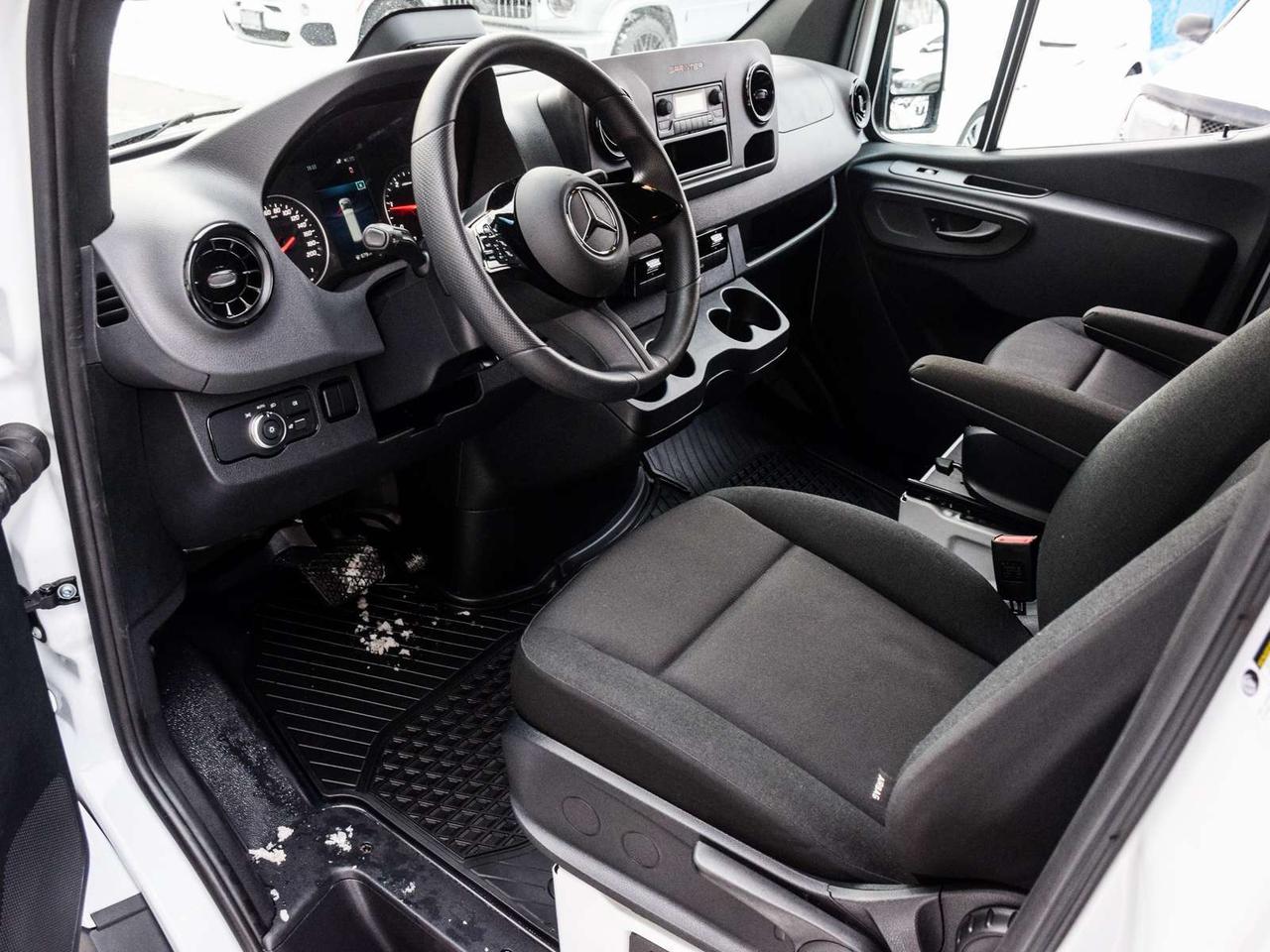 2025 Mercedes-Benz Sprinter 2500  Photo