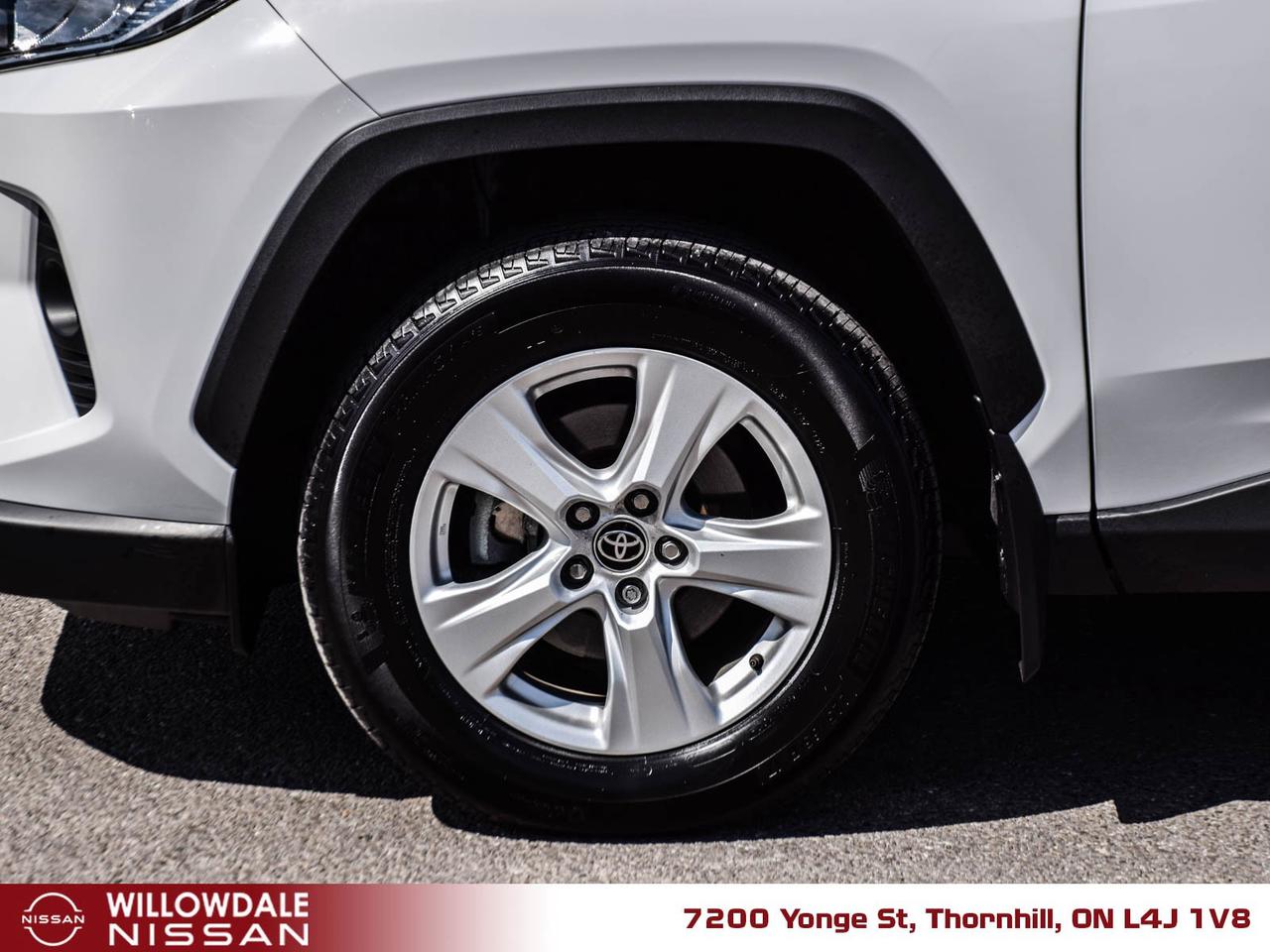 2021 Toyota RAV4 XLE 4dr All-wheel Drive Photo3