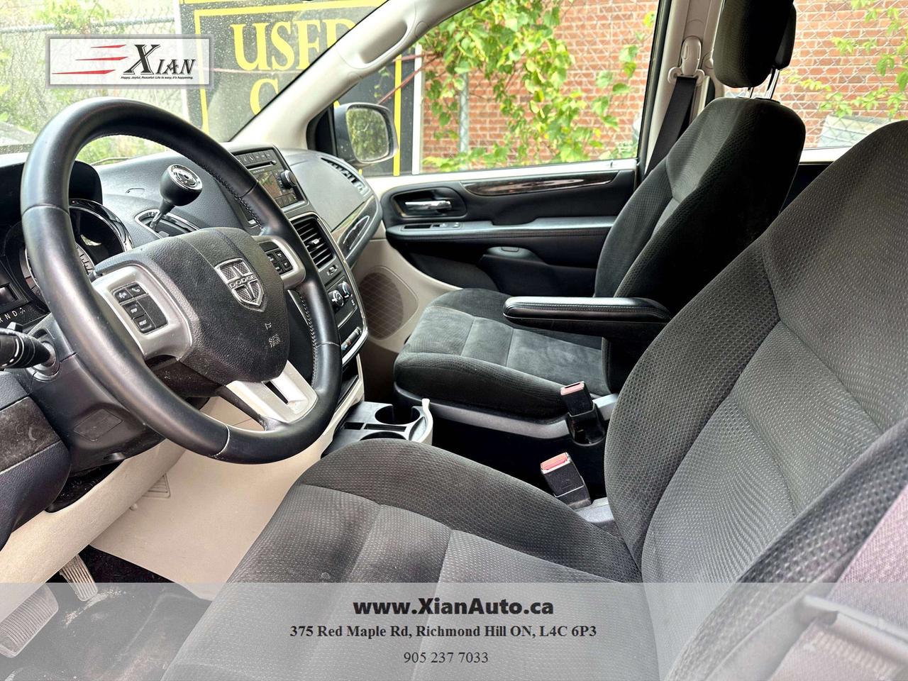 2016 Dodge Grand Caravan CANADA VALUE PACKAGE Photo