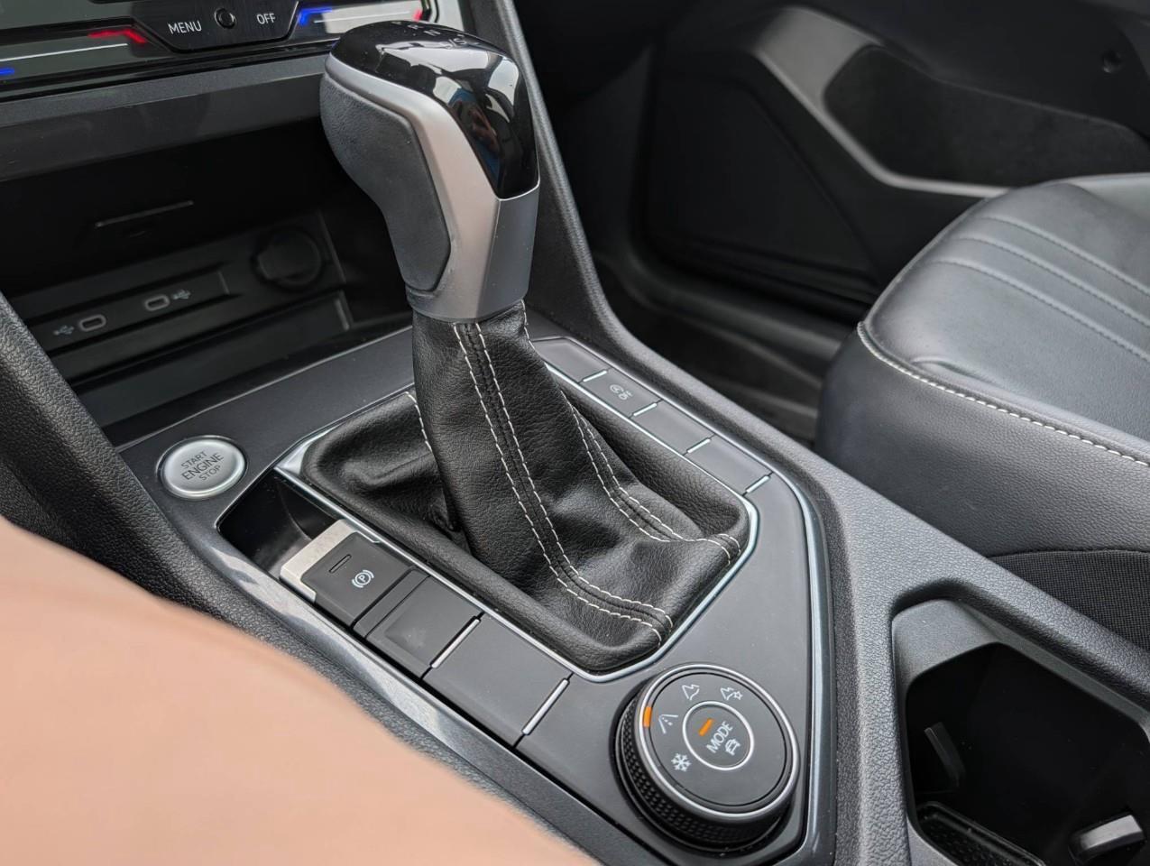 2024 Volkswagen Tiguan Comfortline Low kms/ No accidents Photo