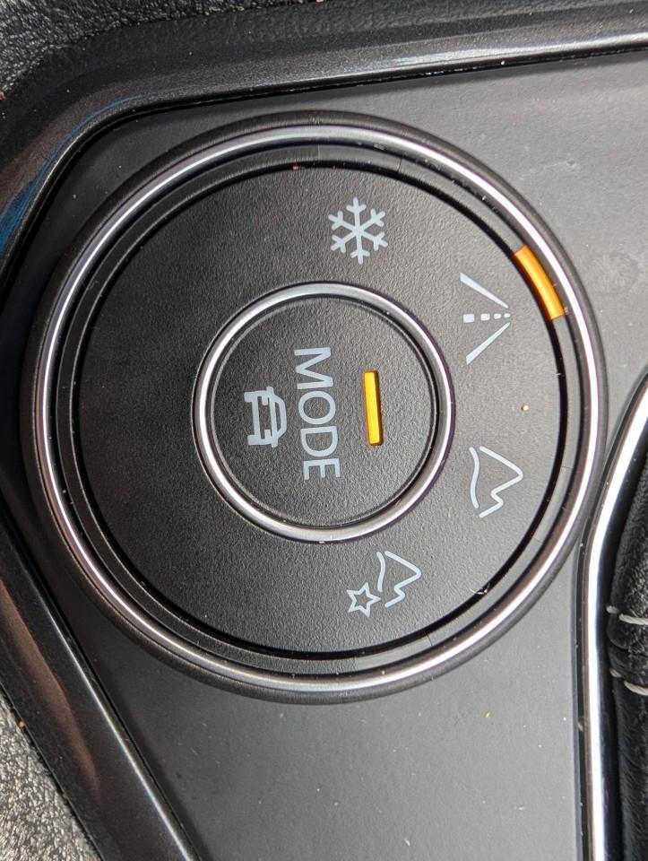 2024 Volkswagen Tiguan Comfortline Low kms/ No accidents Photo