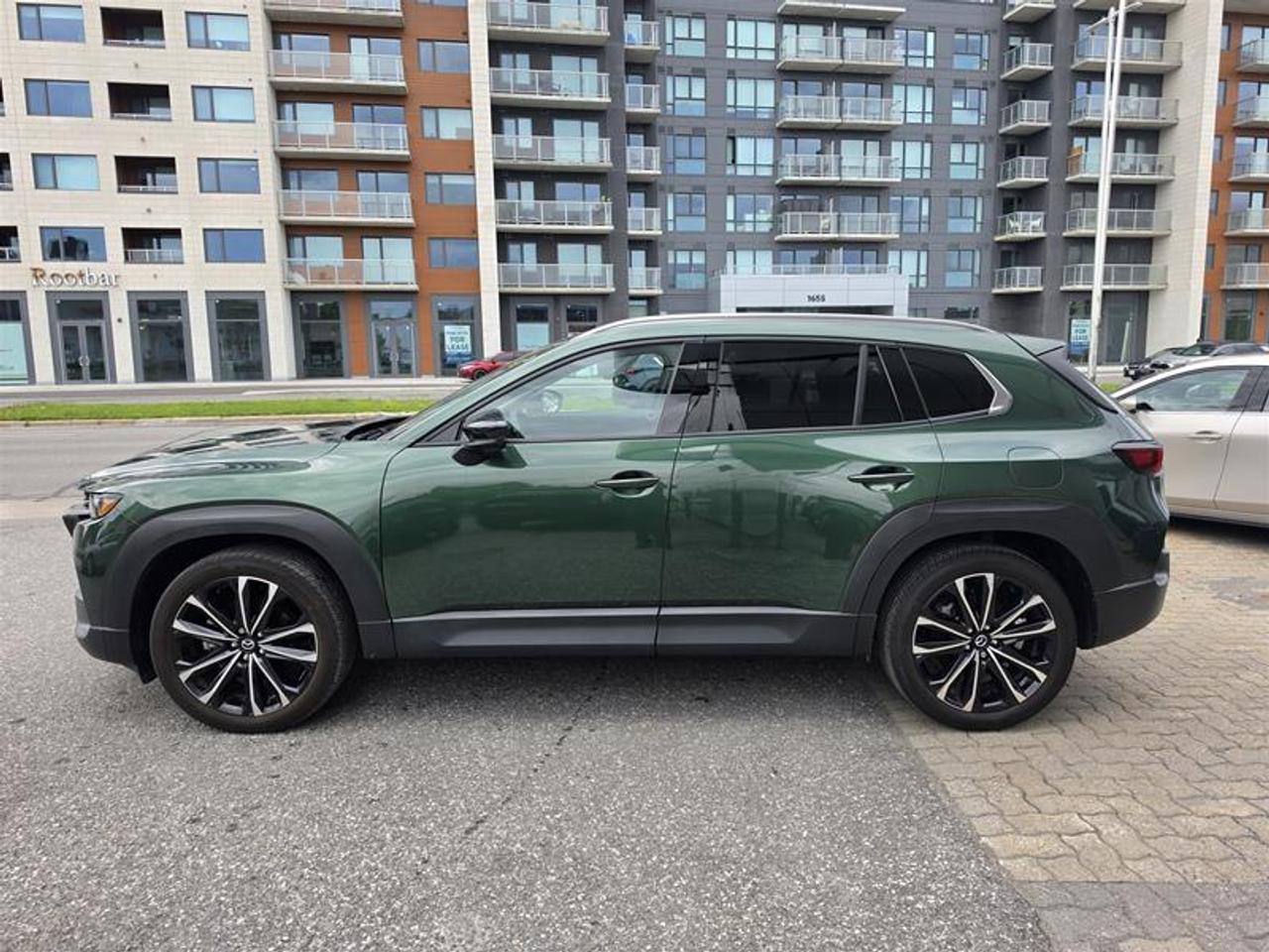 2025 Mazda CX-50  Photo