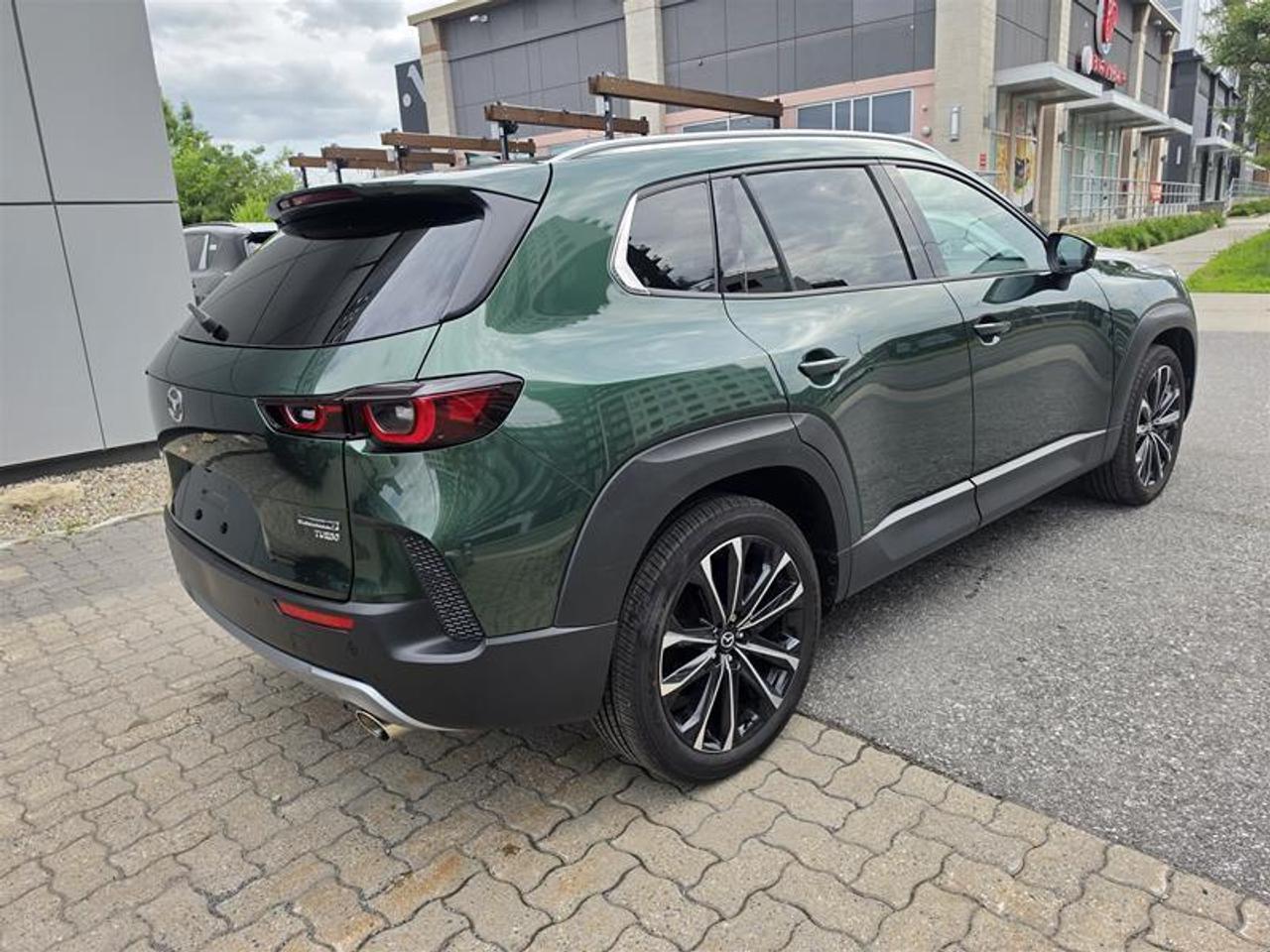 2025 Mazda CX-50  Photo