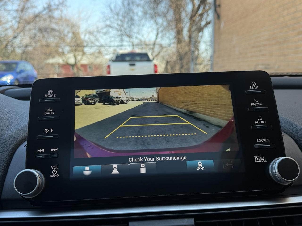 2019 Honda Accord Touring   FULLY LOADED   Vented Seats   HUD   Navi Photo
