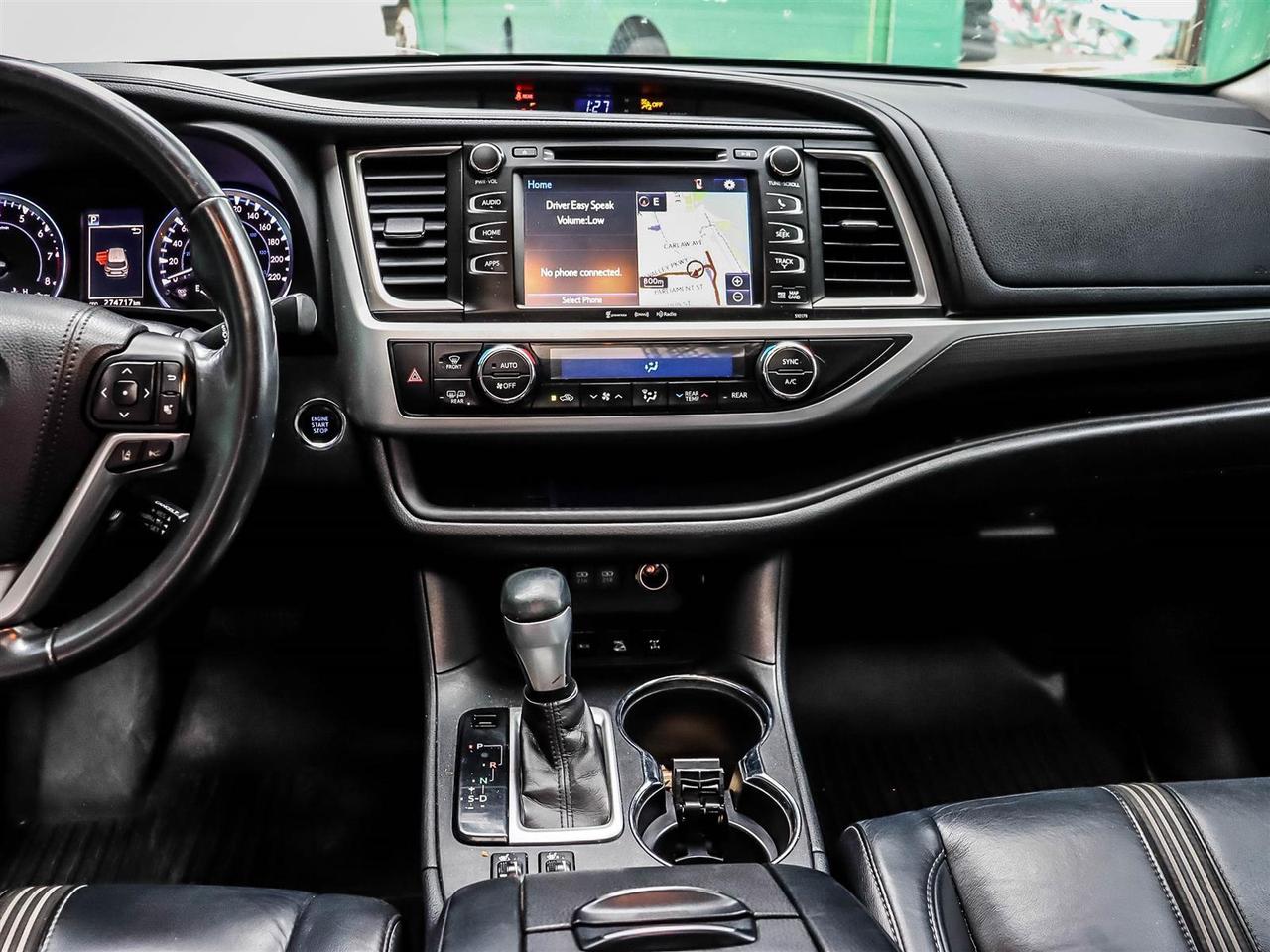 2017 Toyota Highlander  Photo