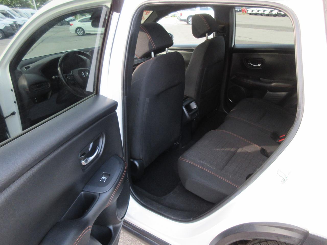 2024 Honda HR-V Sport-B 4dr All-Wheel Drive Photo4