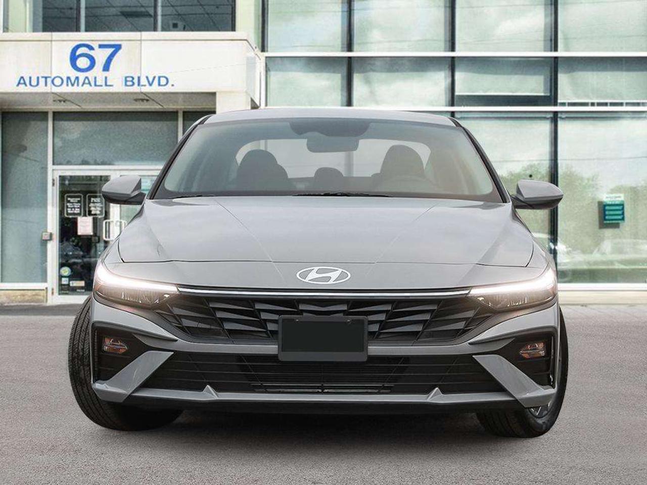 2026 Hyundai Elantra Preferred IVT w/Tech Pkg demo used Photo1
