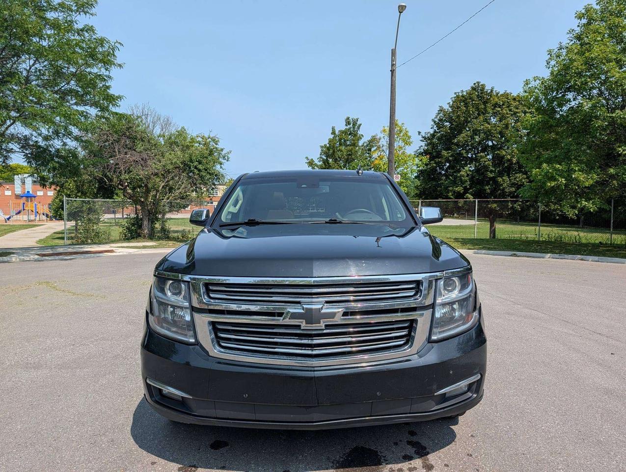 2017 Chevrolet Suburban Premier Photo