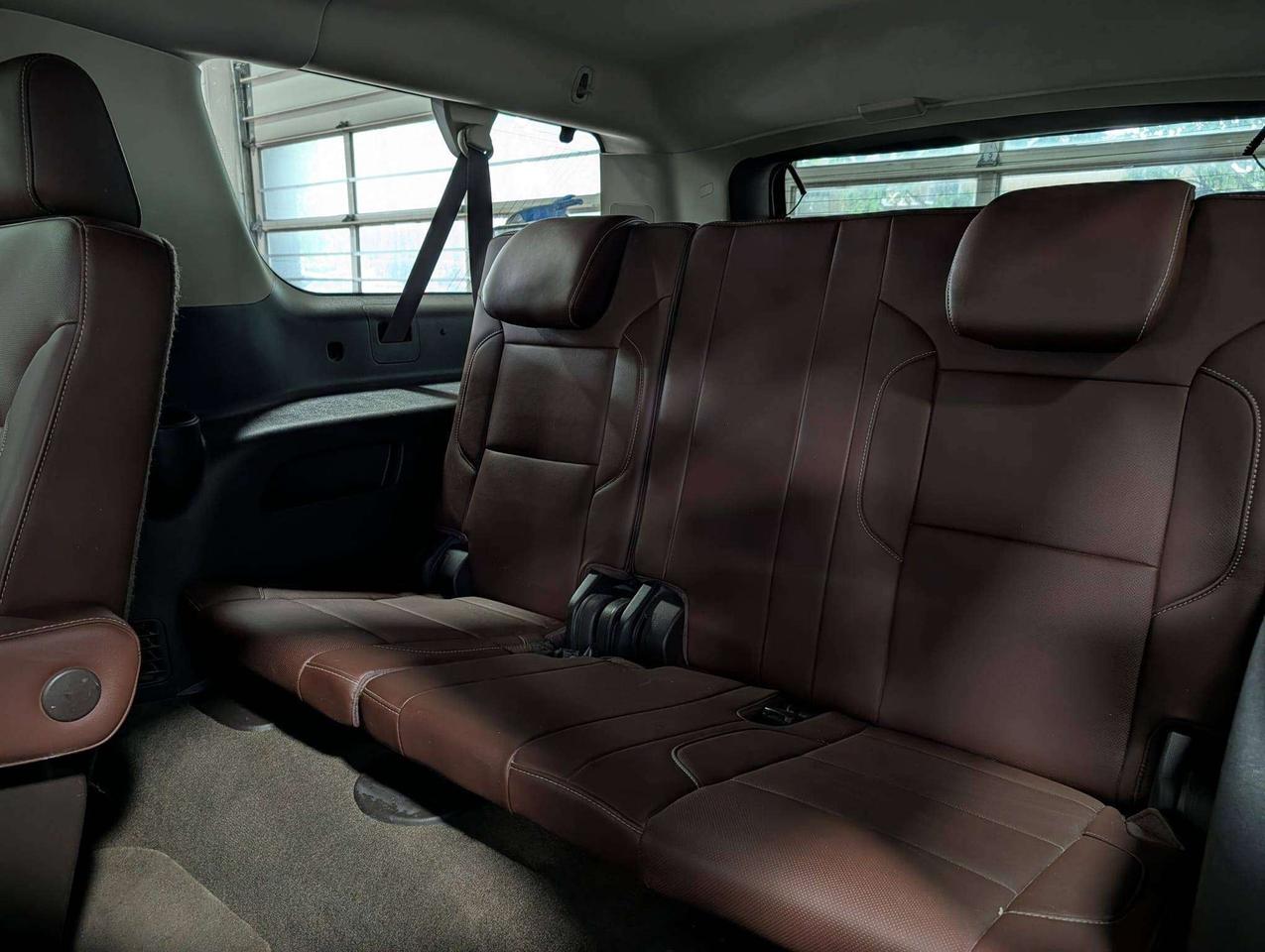 2017 Chevrolet Suburban Premier Photo