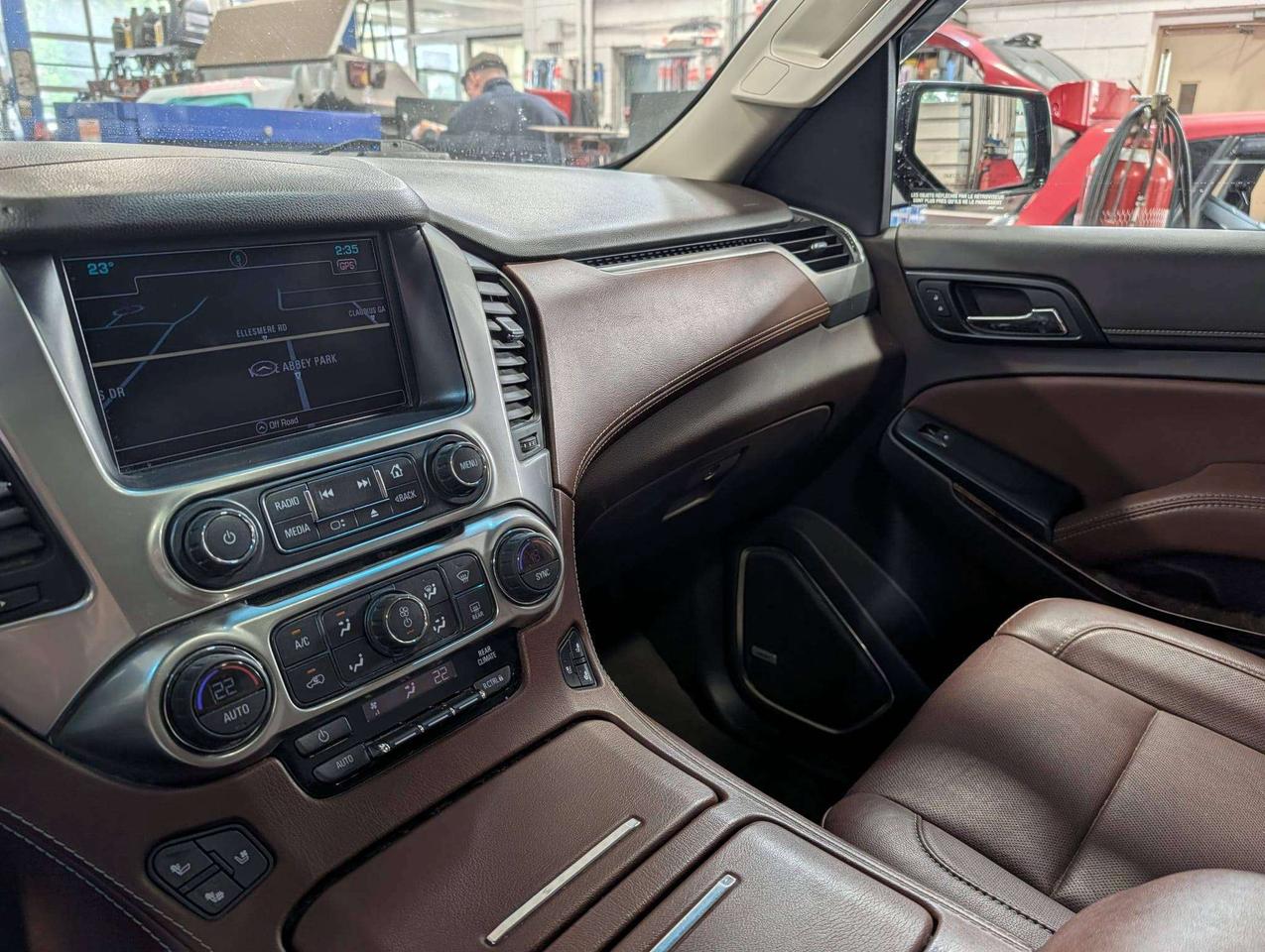 2017 Chevrolet Suburban Premier Photo