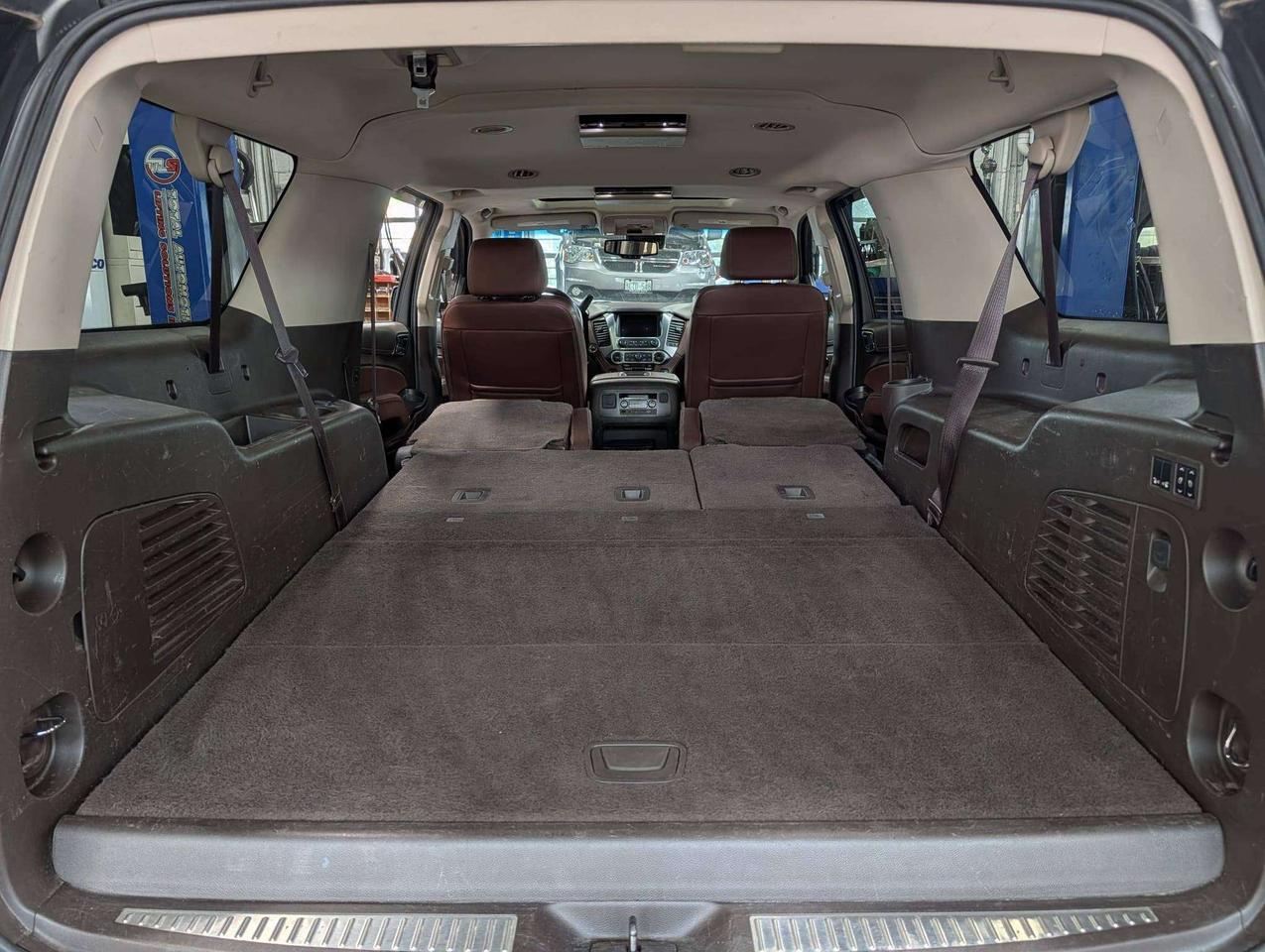 2017 Chevrolet Suburban Premier Photo