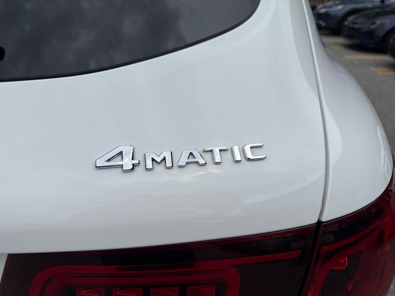 2022 Mercedes-Benz GLC-Class GLC 300 4MATIC SUV Photo