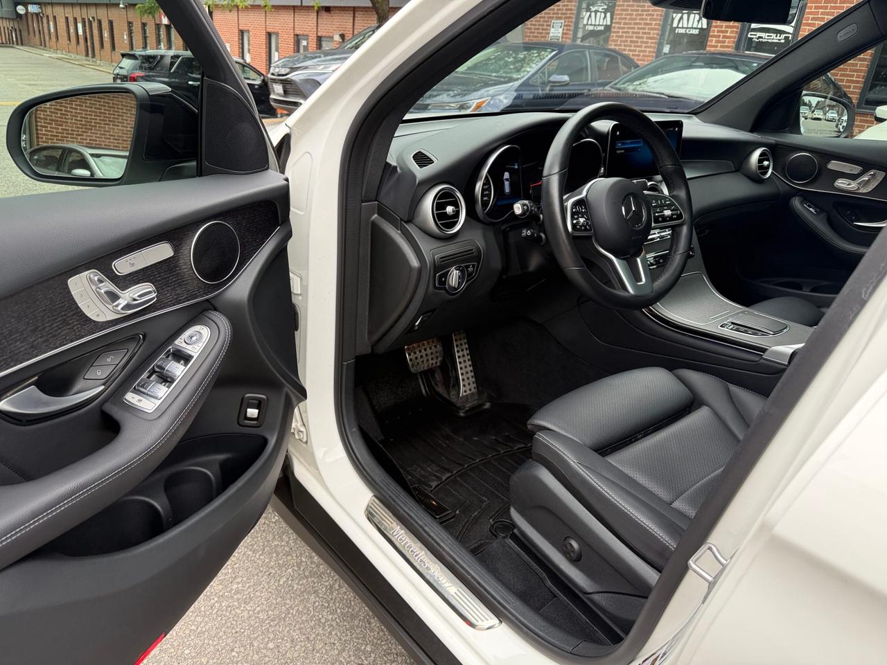 2022 Mercedes-Benz GLC-Class GLC 300 4MATIC SUV Photo