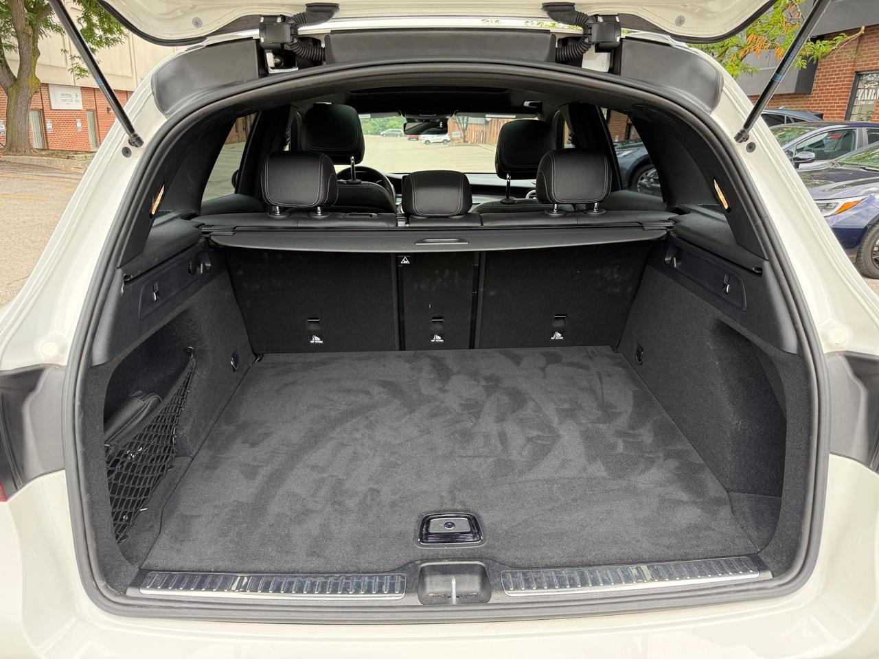 2022 Mercedes-Benz GLC-Class GLC 300 4MATIC SUV Photo