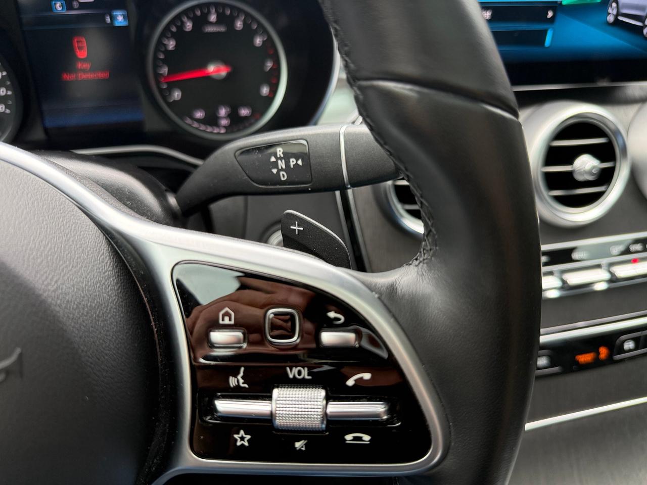 2022 Mercedes-Benz GLC-Class GLC 300 4MATIC SUV Photo