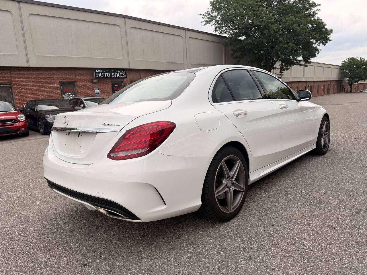 2016 Mercedes-Benz C-Class 4dr Sdn C 300 4MATIC Photo4