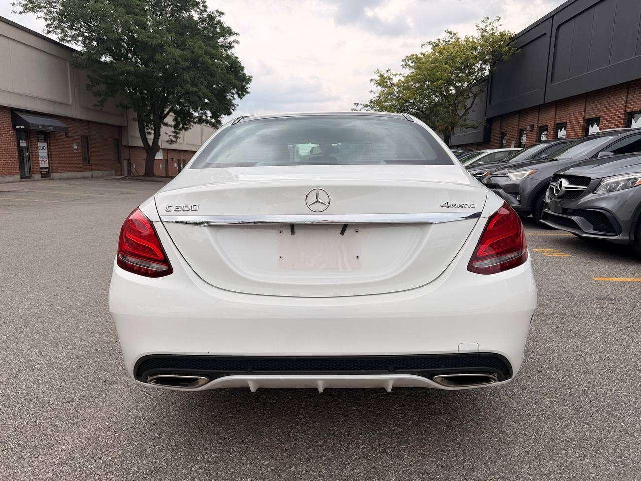 2016 Mercedes-Benz C-Class 4dr Sdn C 300 4MATIC Photo