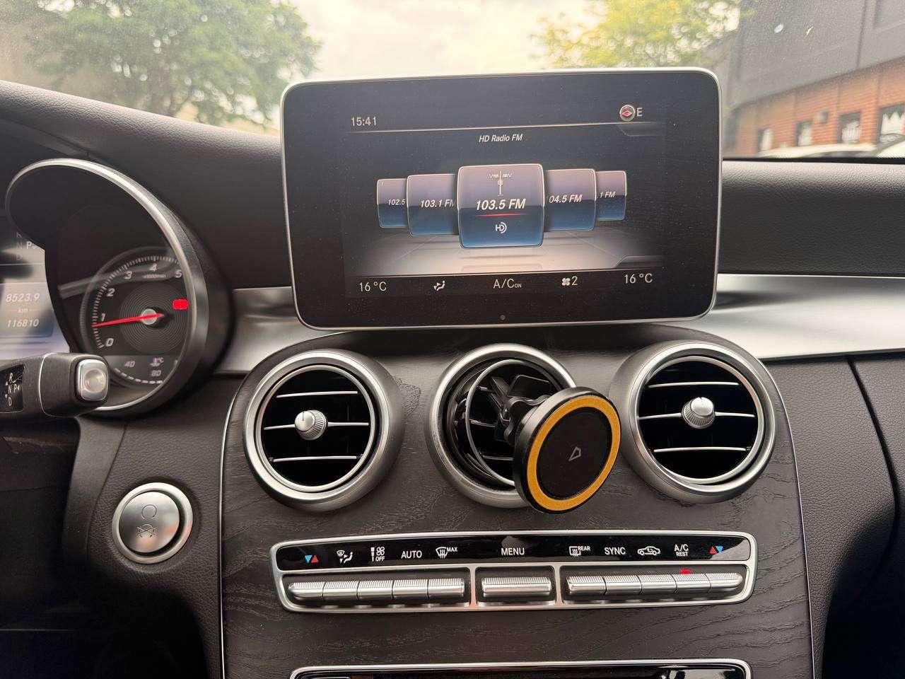 2016 Mercedes-Benz C-Class 4dr Sdn C 300 4MATIC Photo