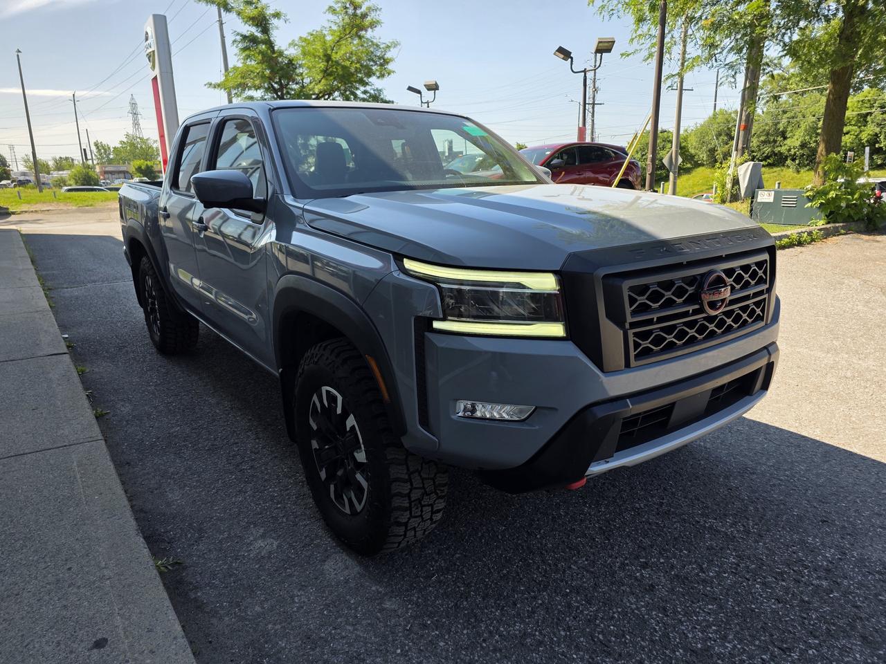 2024 Nissan Frontier FRONTIER PRO-X4 Photo